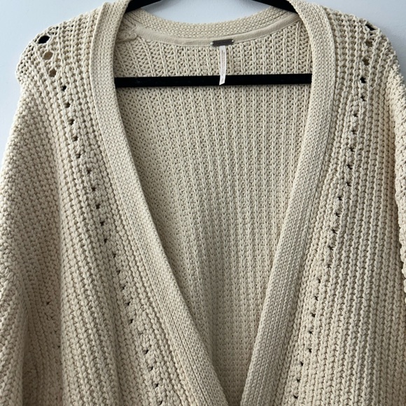 Free People Oversized Knit Sweater - Picture 6 of 8